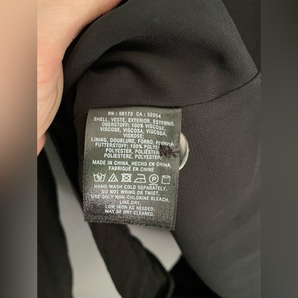 Ett Twa by Anthropologie Buttoned Wrap Blazer Size 2 - Picture 4 of 4